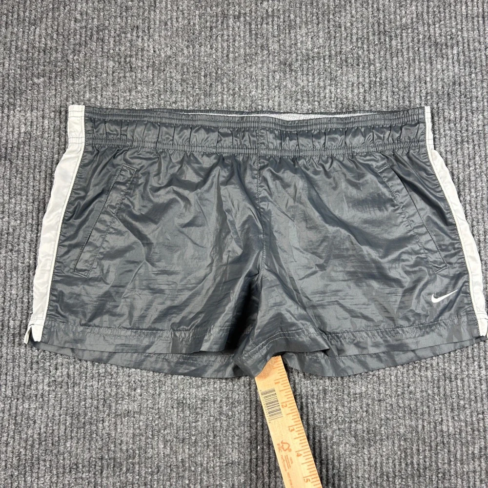 Nike The Athletic Dept Kids Gray White‎ Striped Running Gym Shorts 362373-021 M